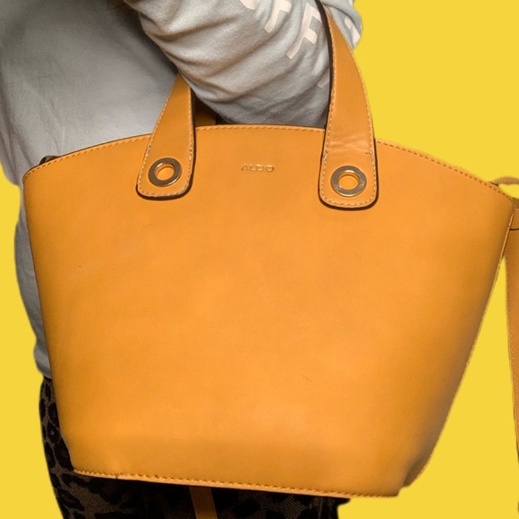 Aldo Women’s Cross Body Bag - Picture 5 of 11